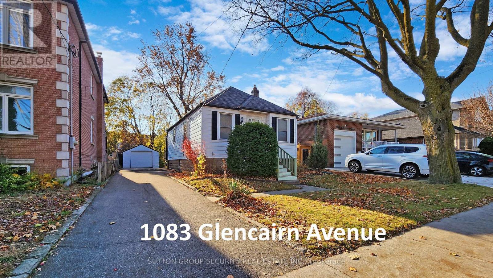 1083 Glencairn Ave, Toronto, Ontario  M6B 2B1 - Photo 2 - W8262702