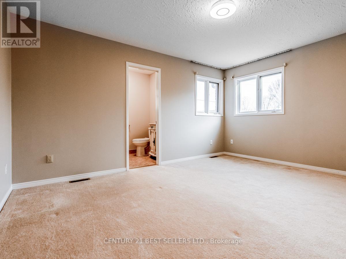 178 Queen St W, Mississauga, Ontario  L5H 1L6 - Photo 16 - W8277804