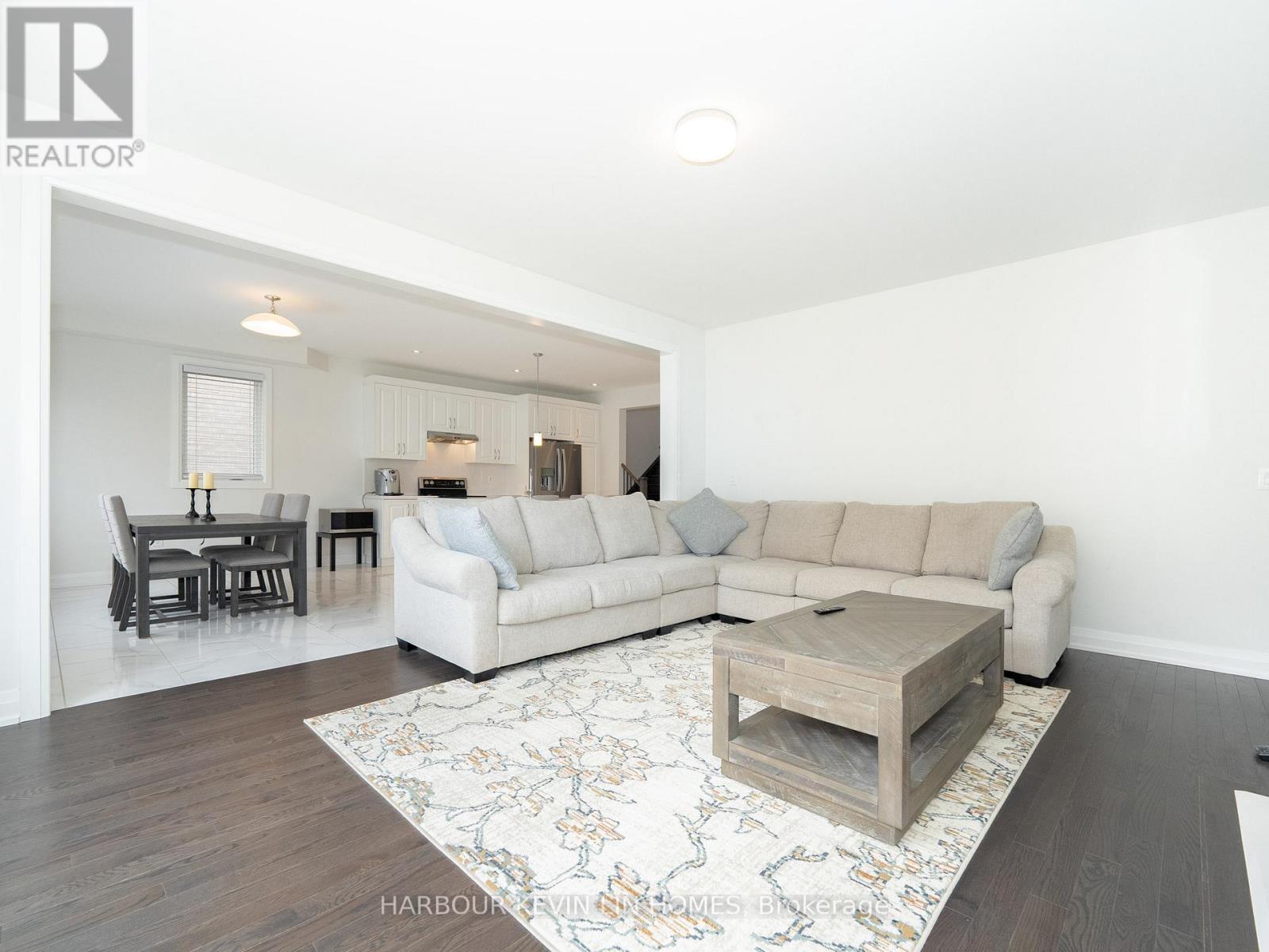 14 Longworth Avenue, Richmond Hill, Ontario  L4E 1J1 - Photo 15 - N12090900