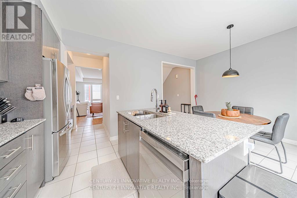 144 Salterton Circle, Vaughan, Ontario  L6A 4Z1 - Photo 13 - N12094780