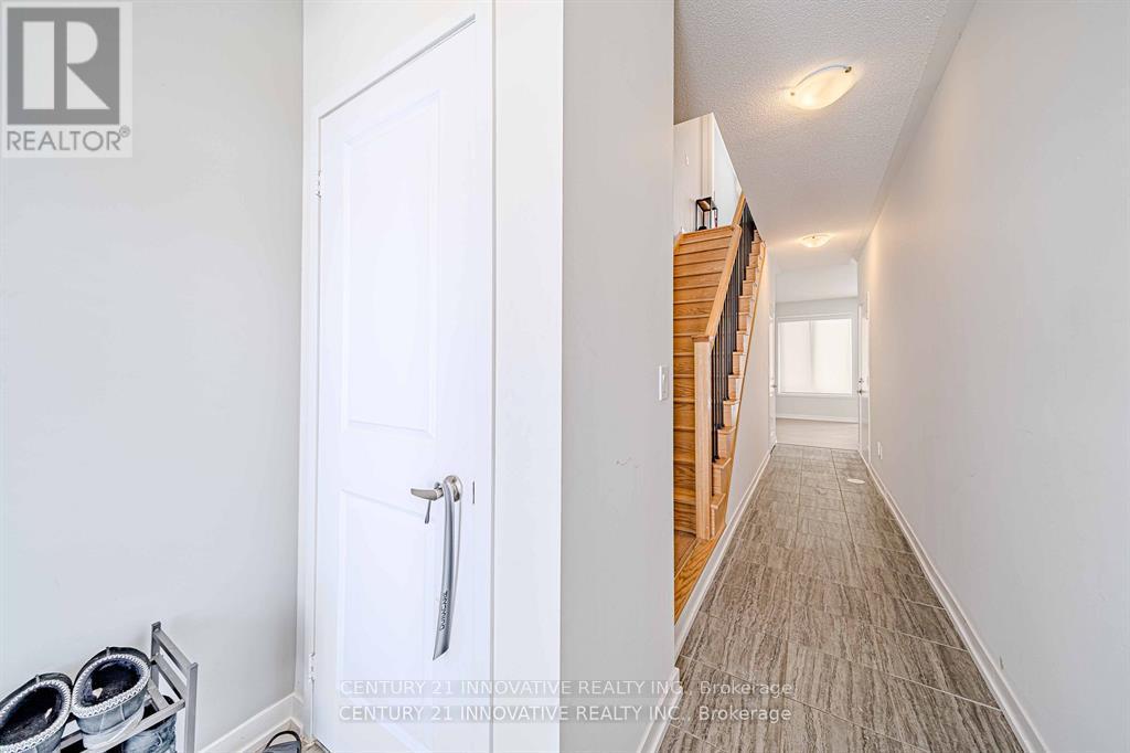 144 Salterton Circle, Vaughan, Ontario  L6A 4Z1 - Photo 34 - N12094780