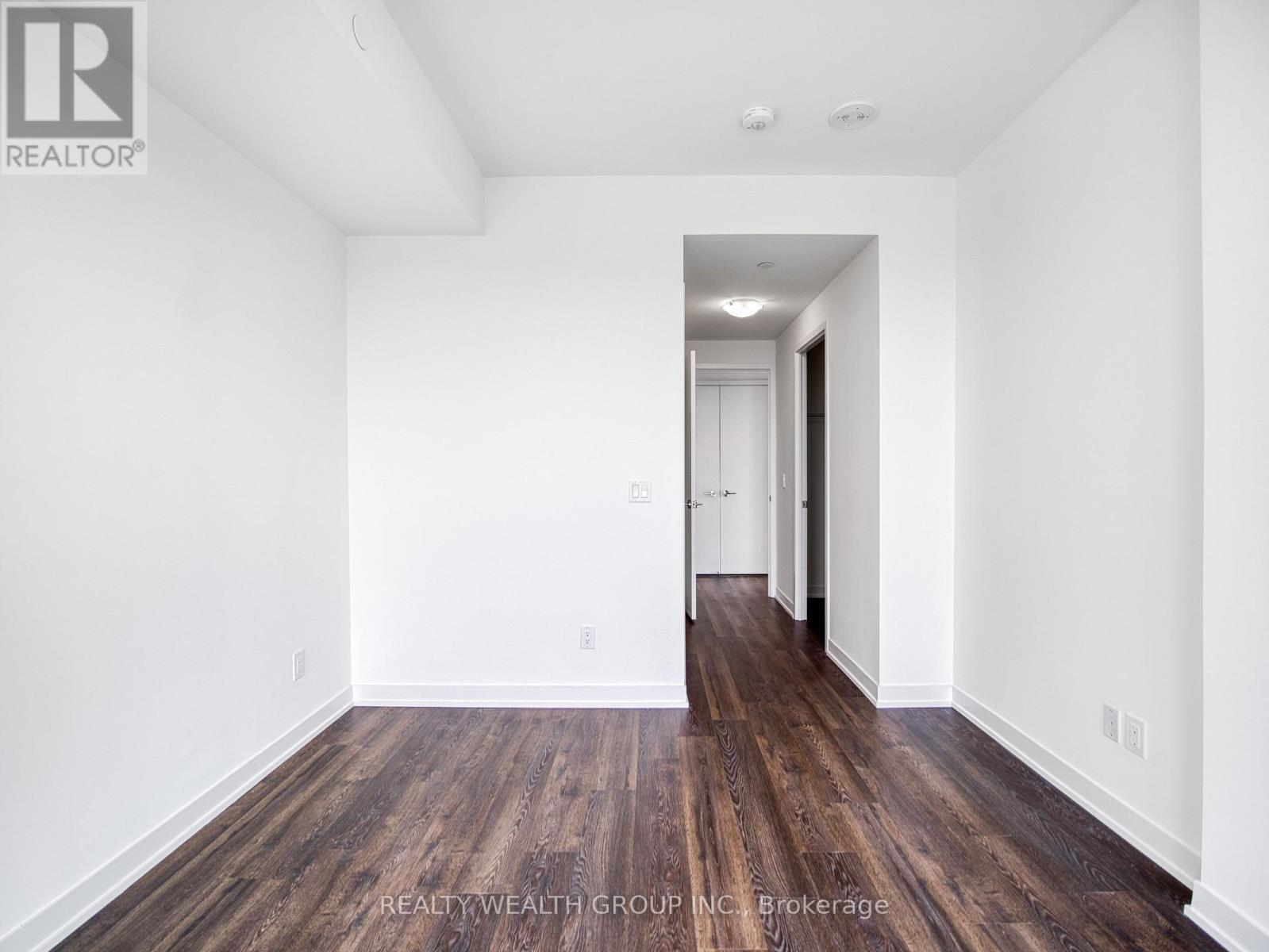 512 - 6 David Eyer Road, Richmond Hill, Ontario  L4S 0N5 - Photo 12 - N12114955