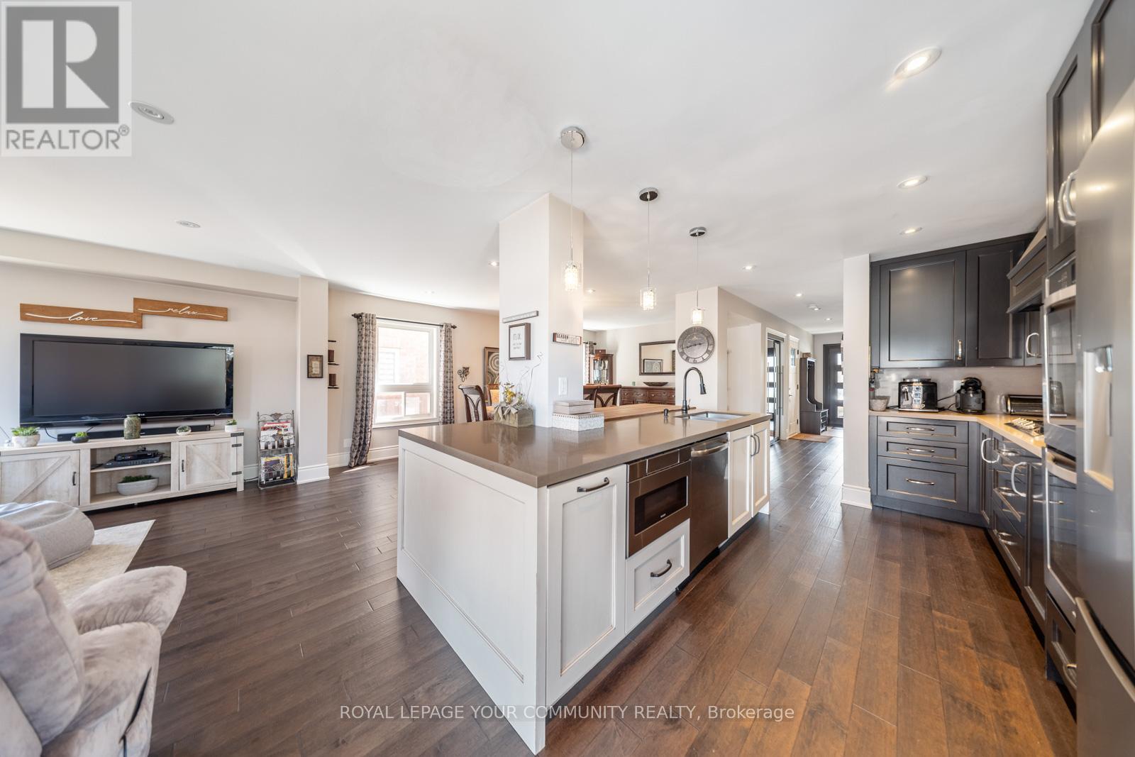 68 Goyo Gate, Vaughan, Ontario  L6A 3T3 - Photo 13 - N12140968