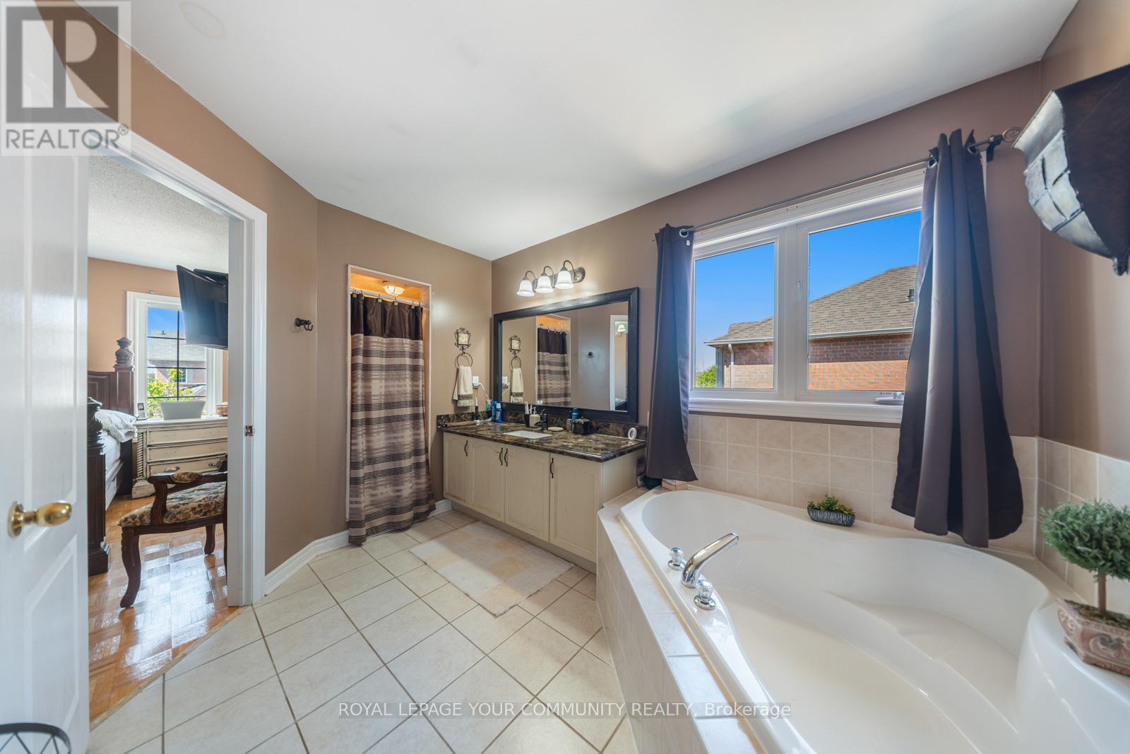 68 Goyo Gate, Vaughan, Ontario  L6A 3T3 - Photo 31 - N12140968