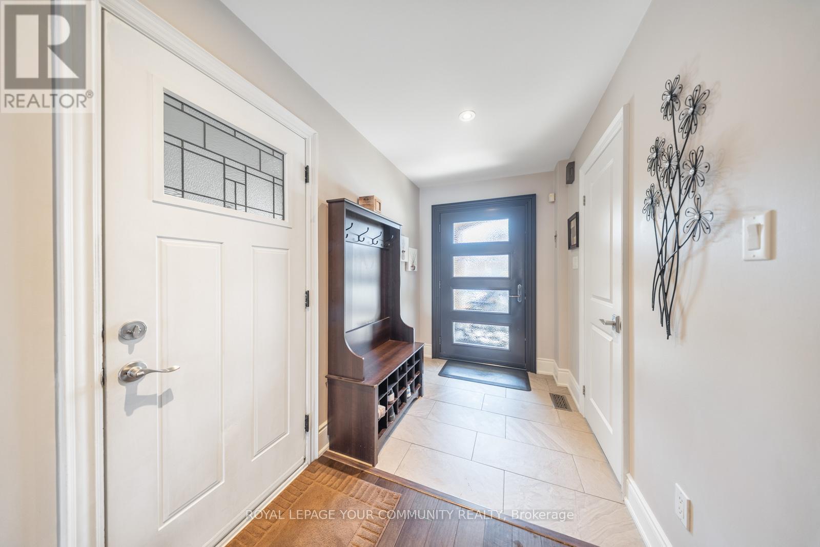 68 Goyo Gate, Vaughan, Ontario  L6A 3T3 - Photo 4 - N12140968