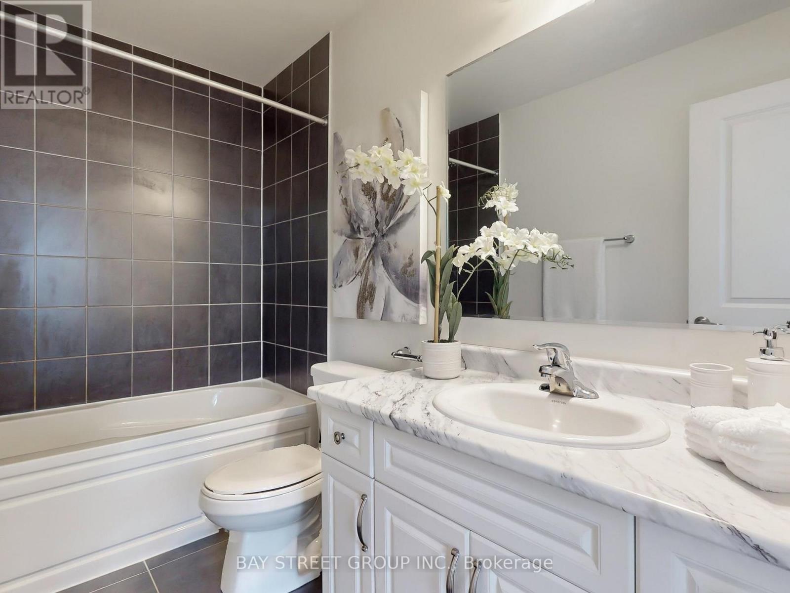 11 Ness Drive, Richmond Hill, Ontario  L4S 1N2 - Photo 13 - N12142581