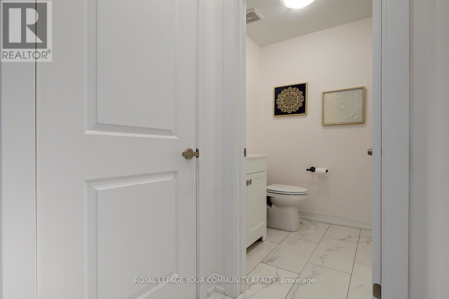 16 Glenngarry Crescent, Vaughan, Ontario  L6A 4Z4 - Photo 20 - N12144042