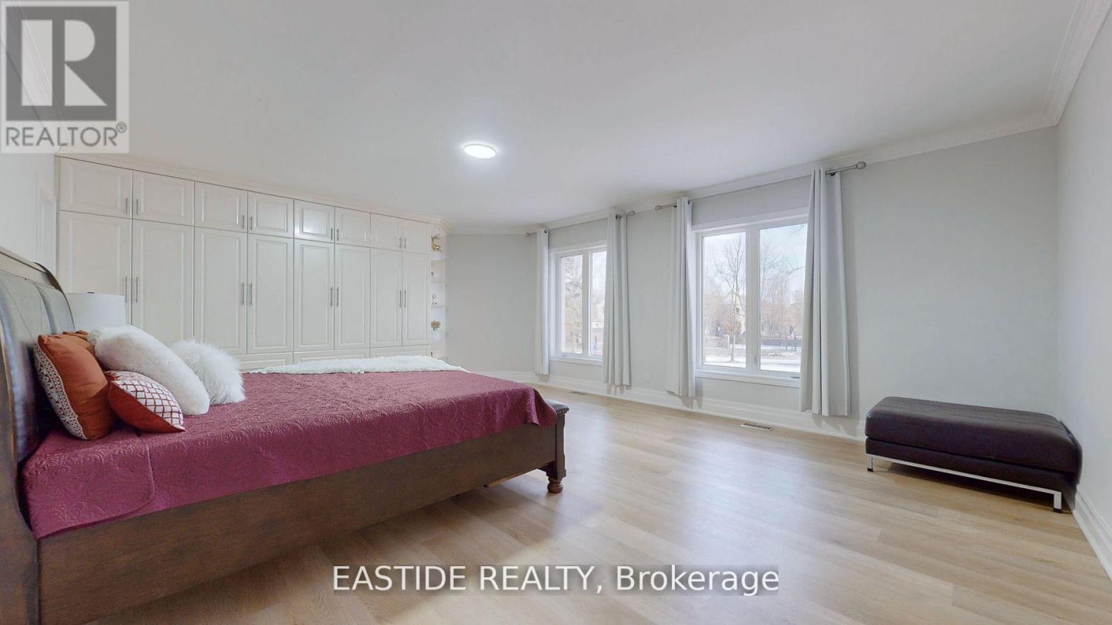 8 Ridgewood Drive, Richmond Hill, Ontario  L4E 3M1 - Photo 24 - N12147520