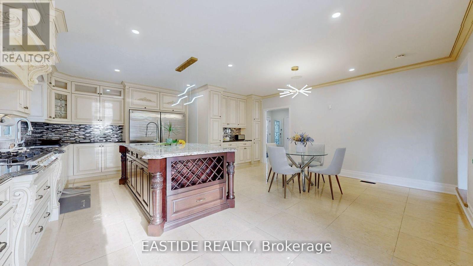 8 Ridgewood Drive, Richmond Hill, Ontario  L4E 3M1 - Photo 31 - N12147520