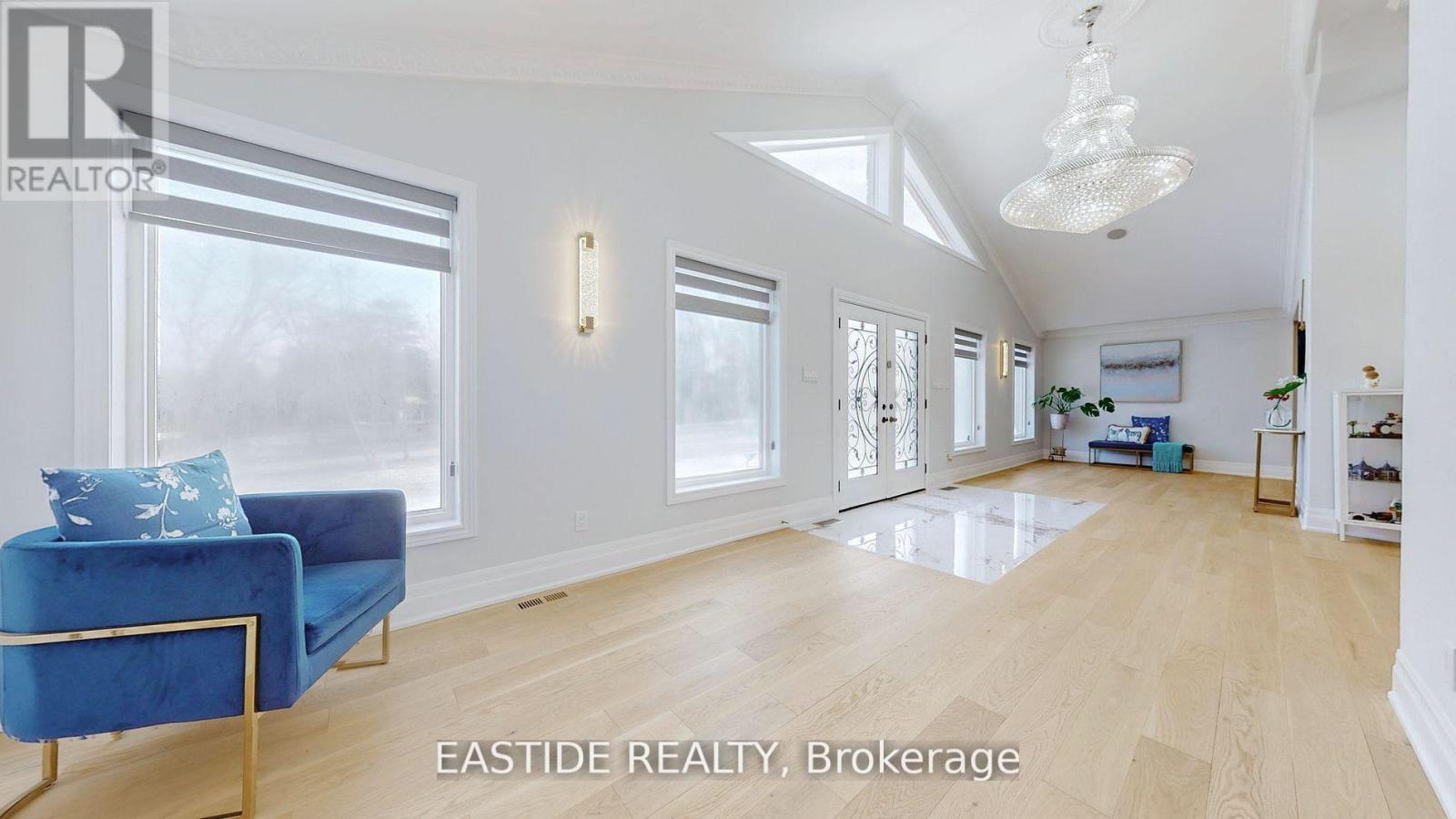 8 Ridgewood Drive, Richmond Hill, Ontario  L4E 3M1 - Photo 47 - N12147520