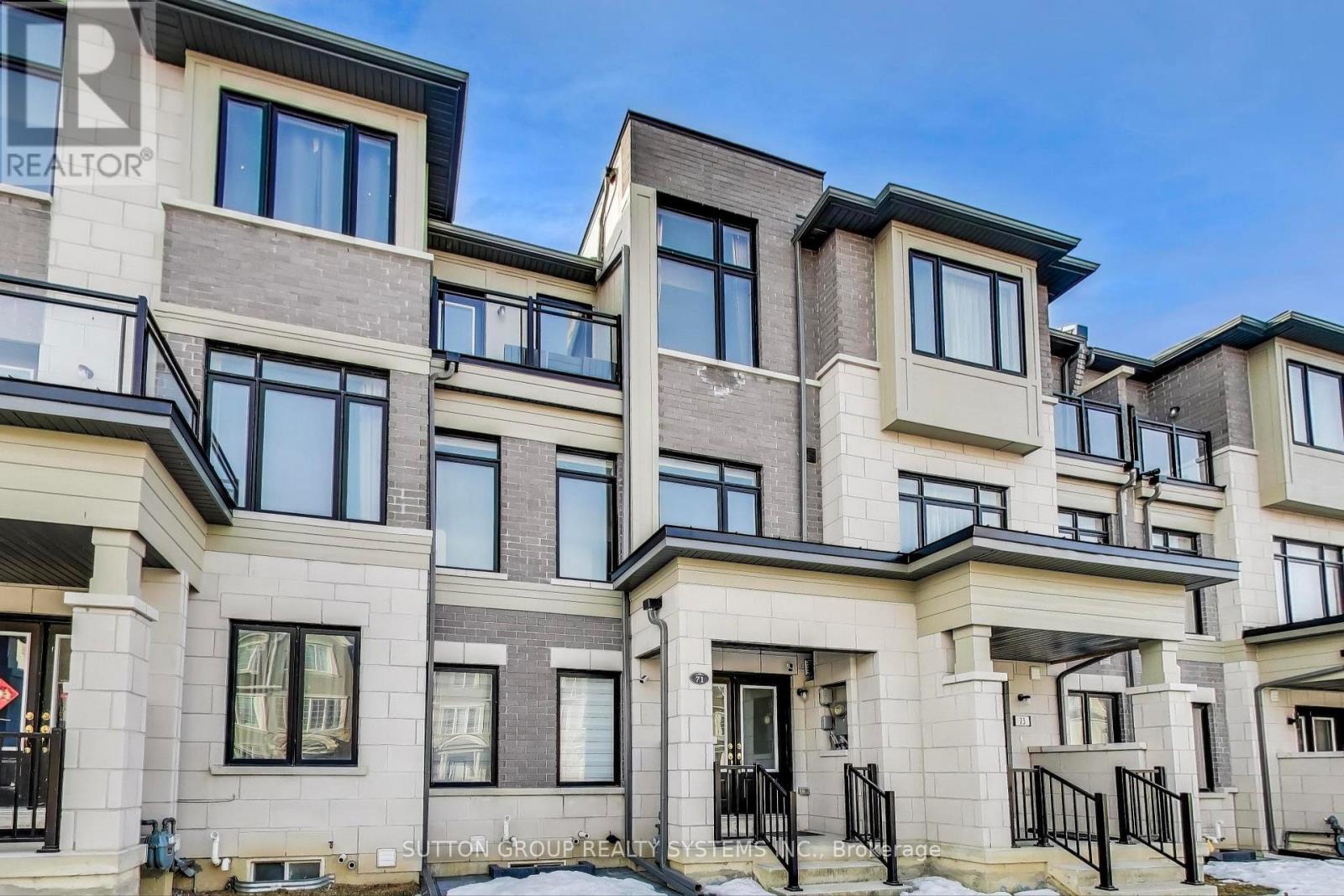 71 William F Bell Parkway, Richmond Hill, Ontario  L4S 0K1 - Photo 3 - N12165015