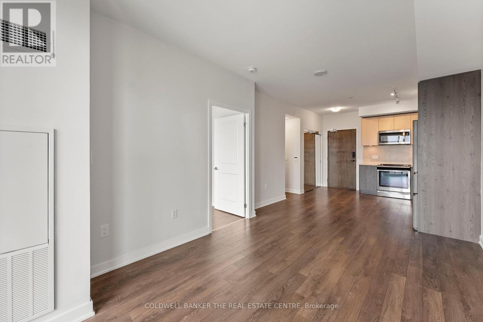 631 - 100 Eagle Rock Way W, Vaughan, Ontario  L6A 5B9 - Photo 16 - N12176121