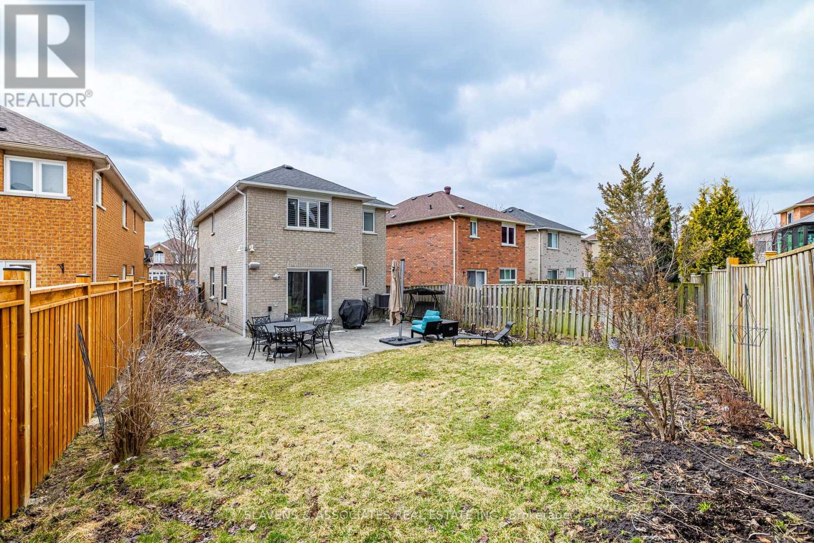 11 Bestview Crescent, Vaughan, Ontario  L6A 3S8 - Photo 36 - N12178007