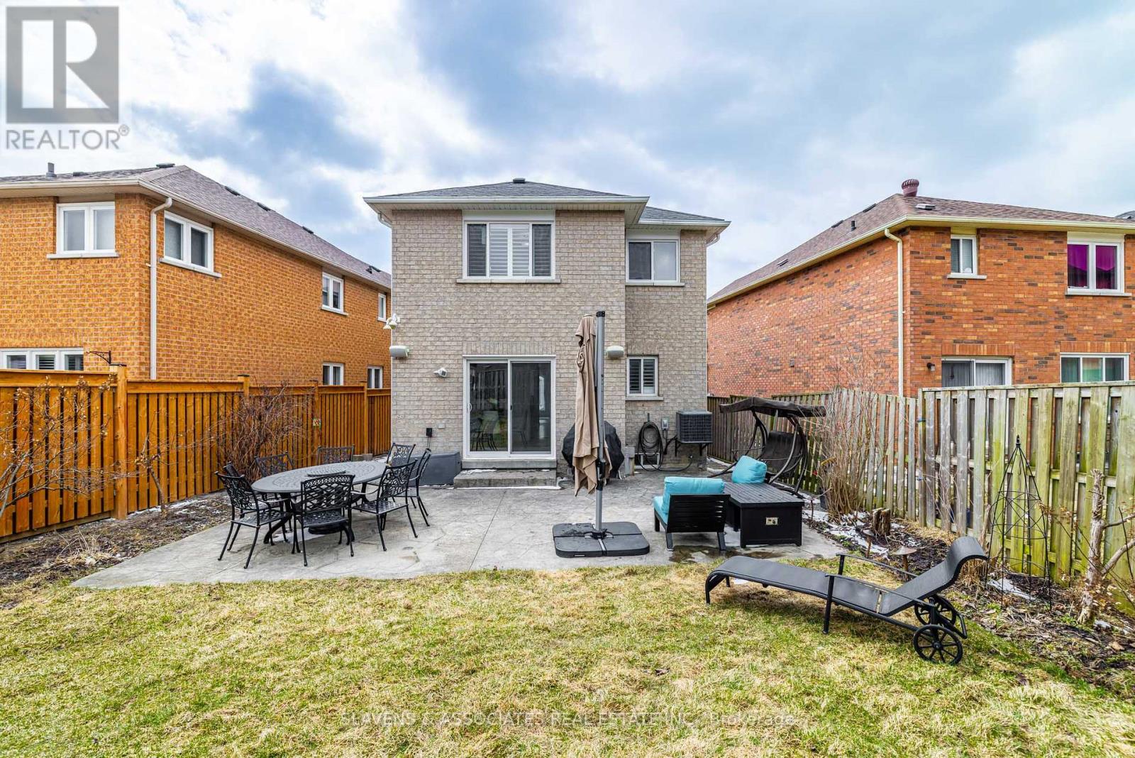 11 Bestview Crescent, Vaughan, Ontario  L6A 3S8 - Photo 37 - N12178007