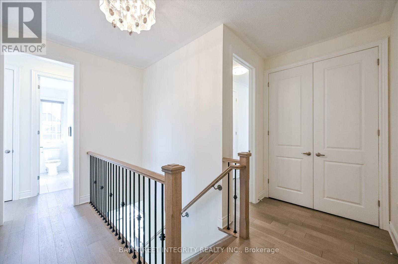 61 Hartney Drive, Richmond Hill, Ontario  L4S 0J9 - Photo 18 - N12181329