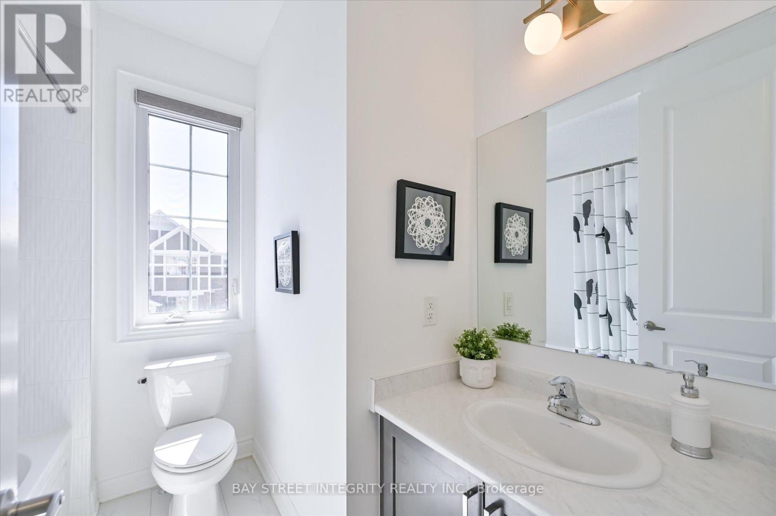 61 Hartney Drive, Richmond Hill, Ontario  L4S 0J9 - Photo 28 - N12181329