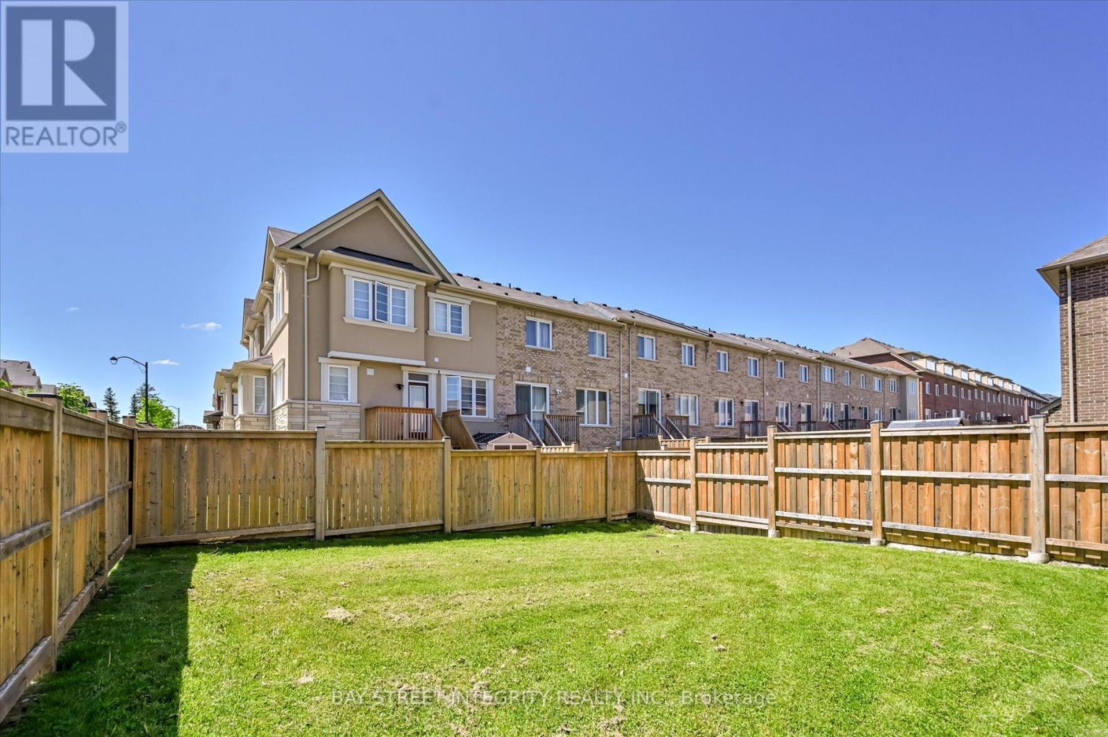 61 Hartney Drive, Richmond Hill, Ontario  L4S 0J9 - Photo 37 - N12181329
