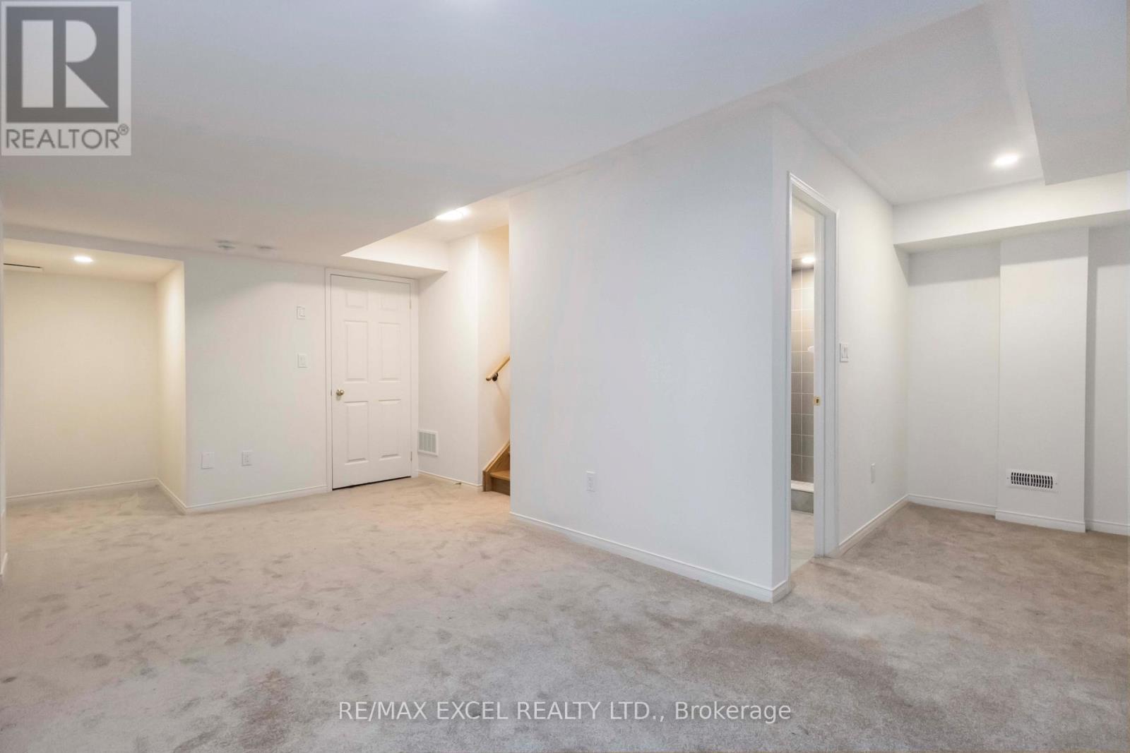 69 William F Bell Parkway, Richmond Hill, Ontario  L4S 0K1 - Photo 30 - N12181578