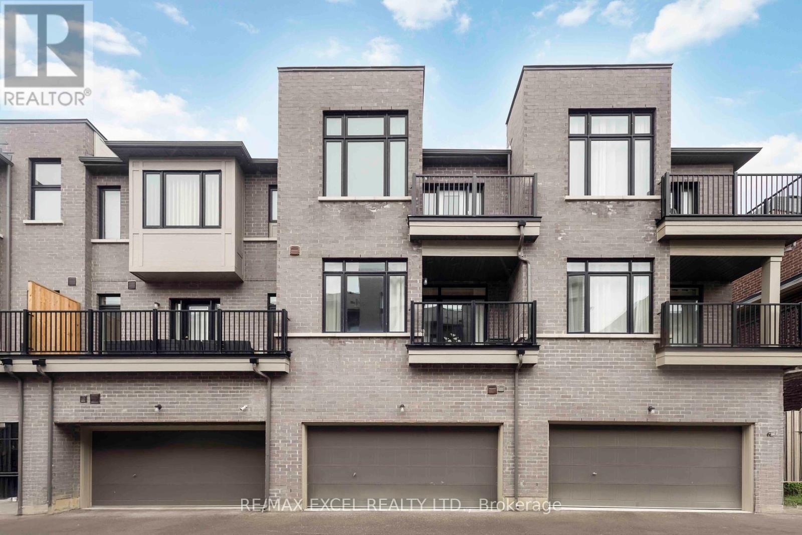 69 William F Bell Parkway, Richmond Hill, Ontario  L4S 0K1 - Photo 4 - N12181578