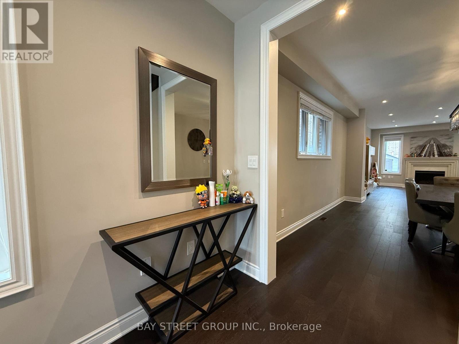 67 Hartney Drive, Richmond Hill, Ontario  L4S 0J9 - Photo 2 - N12187745