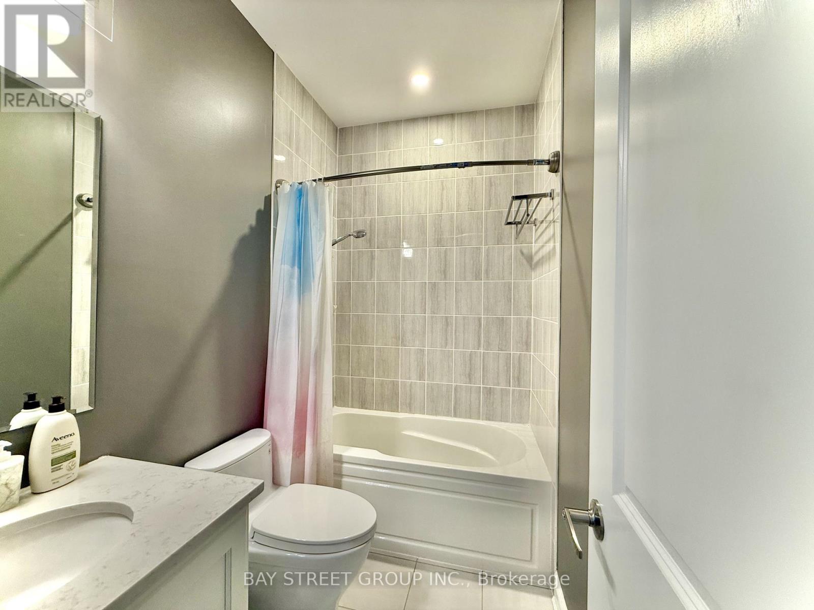 67 Hartney Drive, Richmond Hill, Ontario  L4S 0J9 - Photo 23 - N12187745
