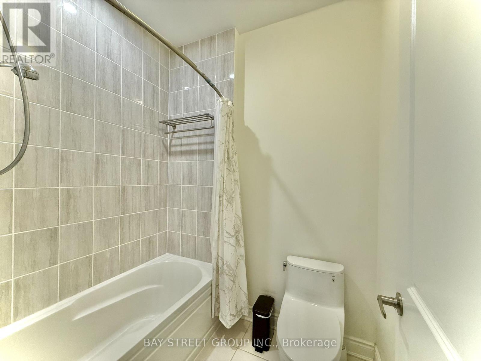67 Hartney Drive, Richmond Hill, Ontario  L4S 0J9 - Photo 25 - N12187745