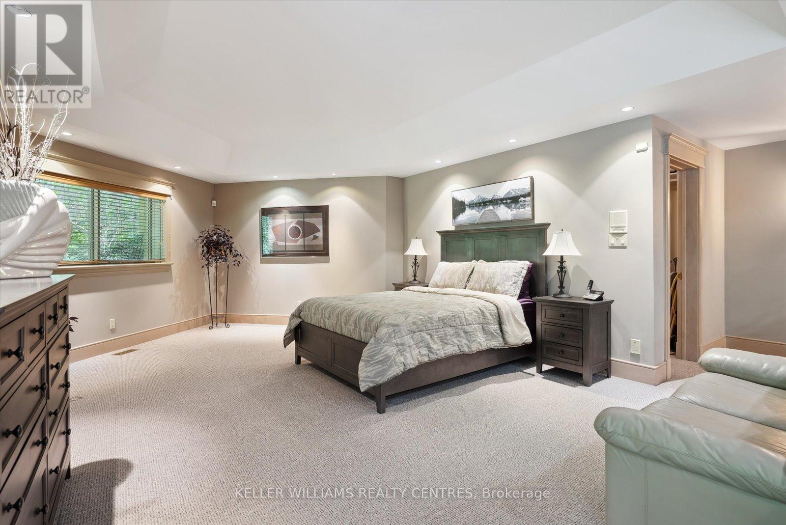 6 Country Heights Drive, Richmond Hill, Ontario  L4E 3M8 - Photo 23 - N12188565
