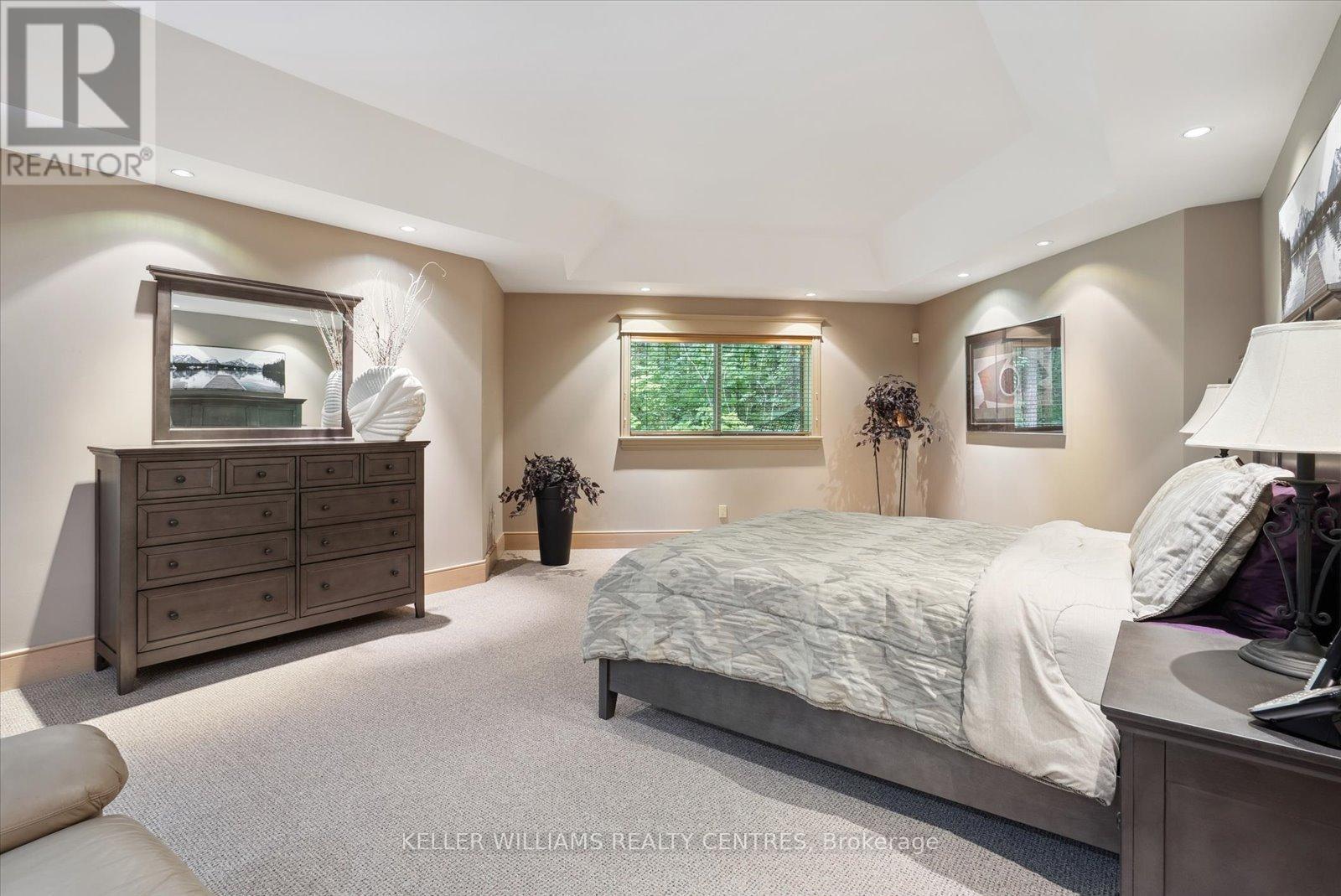6 Country Heights Drive, Richmond Hill, Ontario  L4E 3M8 - Photo 24 - N12188565