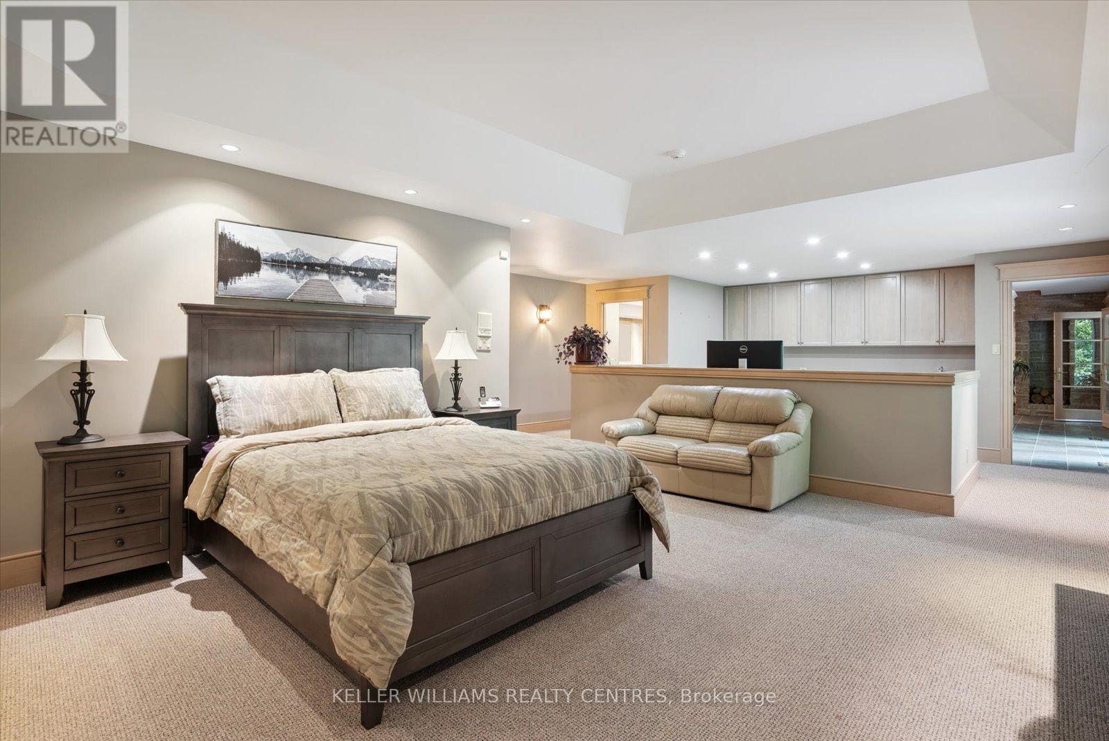 6 Country Heights Drive, Richmond Hill, Ontario  L4E 3M8 - Photo 25 - N12188565