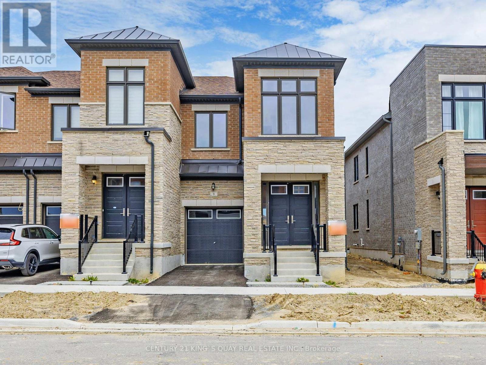 8 Schmeltzer Crescent, Richmond Hill, Ontario  L4E 1K8 - Photo 1 - N12190267