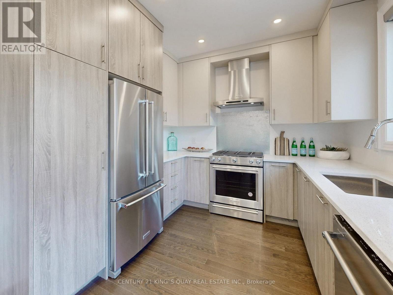 8 Schmeltzer Crescent, Richmond Hill, Ontario  L4E 1K8 - Photo 15 - N12190267