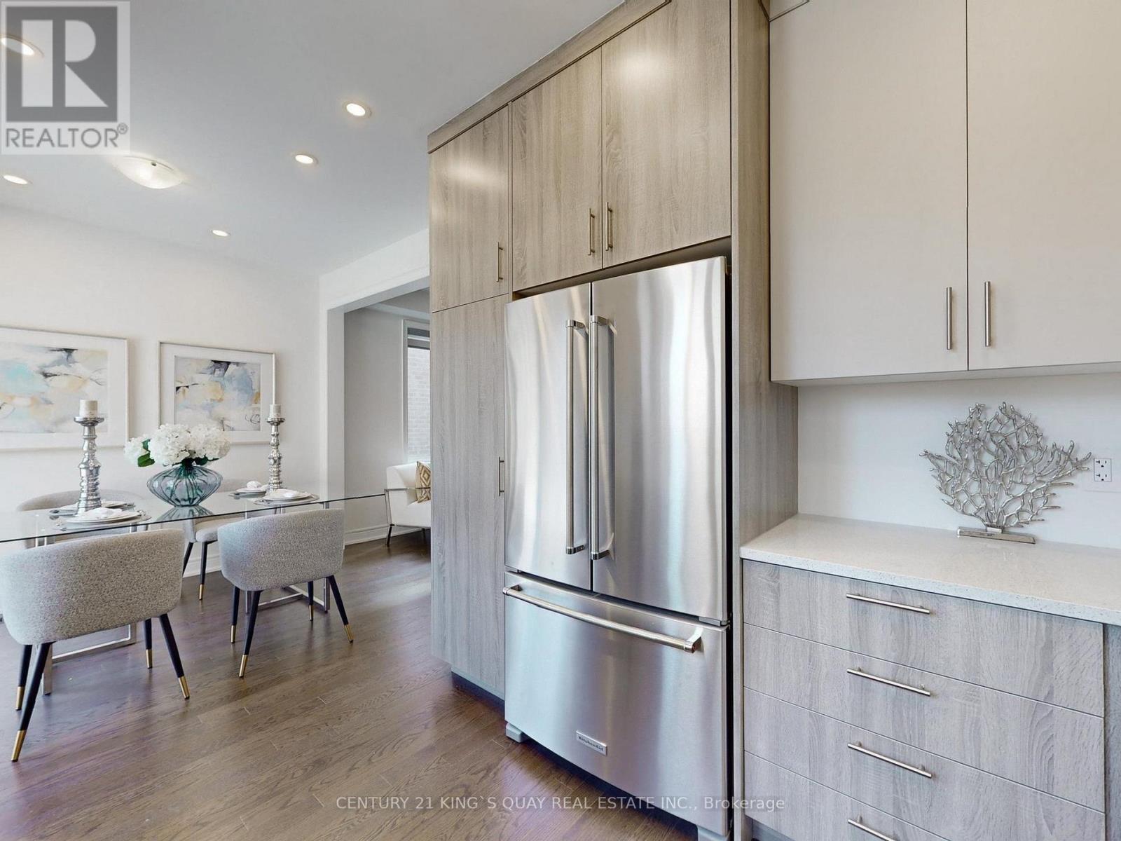 8 Schmeltzer Crescent, Richmond Hill, Ontario  L4E 1K8 - Photo 17 - N12190267
