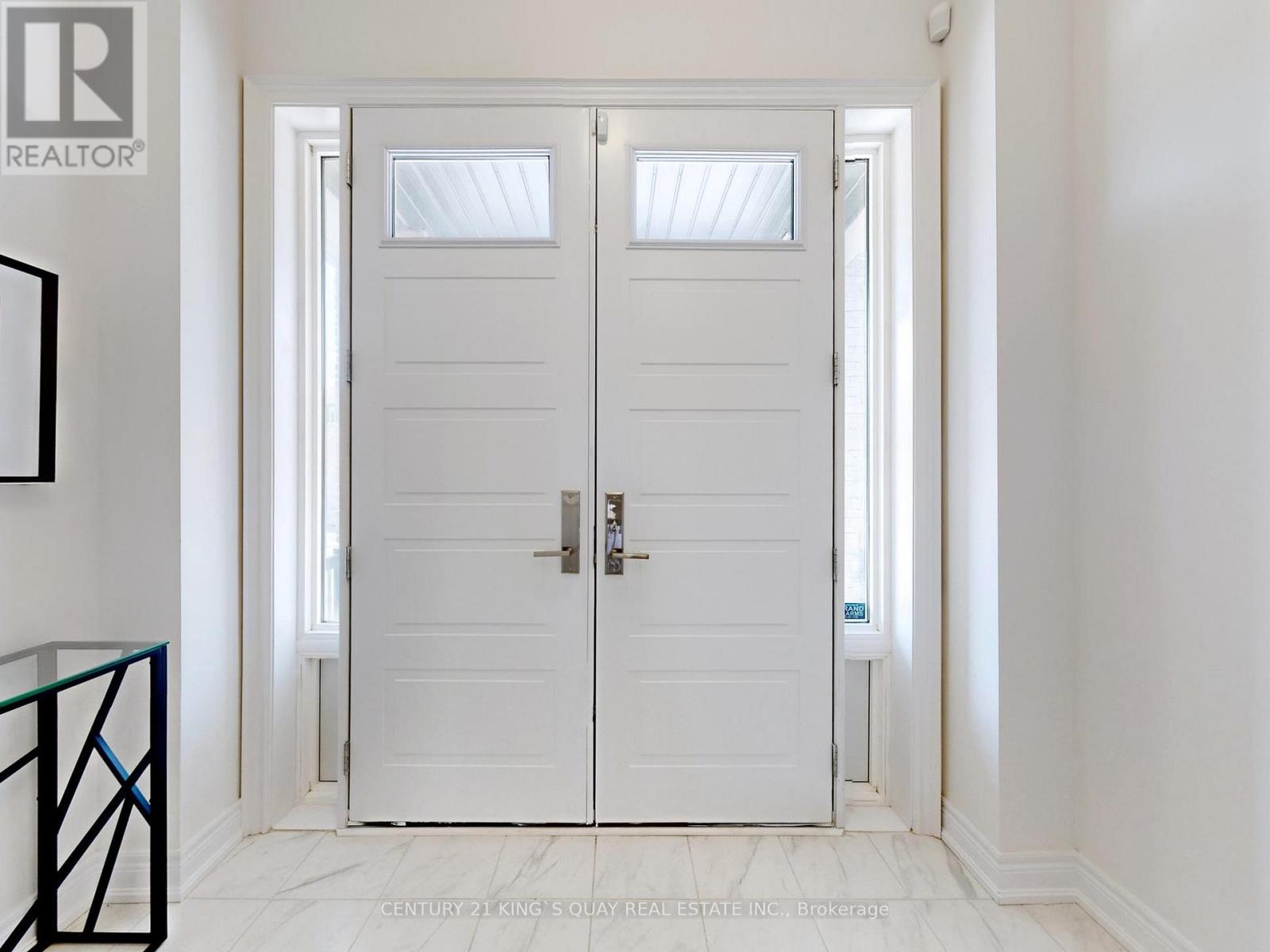 8 Schmeltzer Crescent, Richmond Hill, Ontario  L4E 1K8 - Photo 19 - N12190267