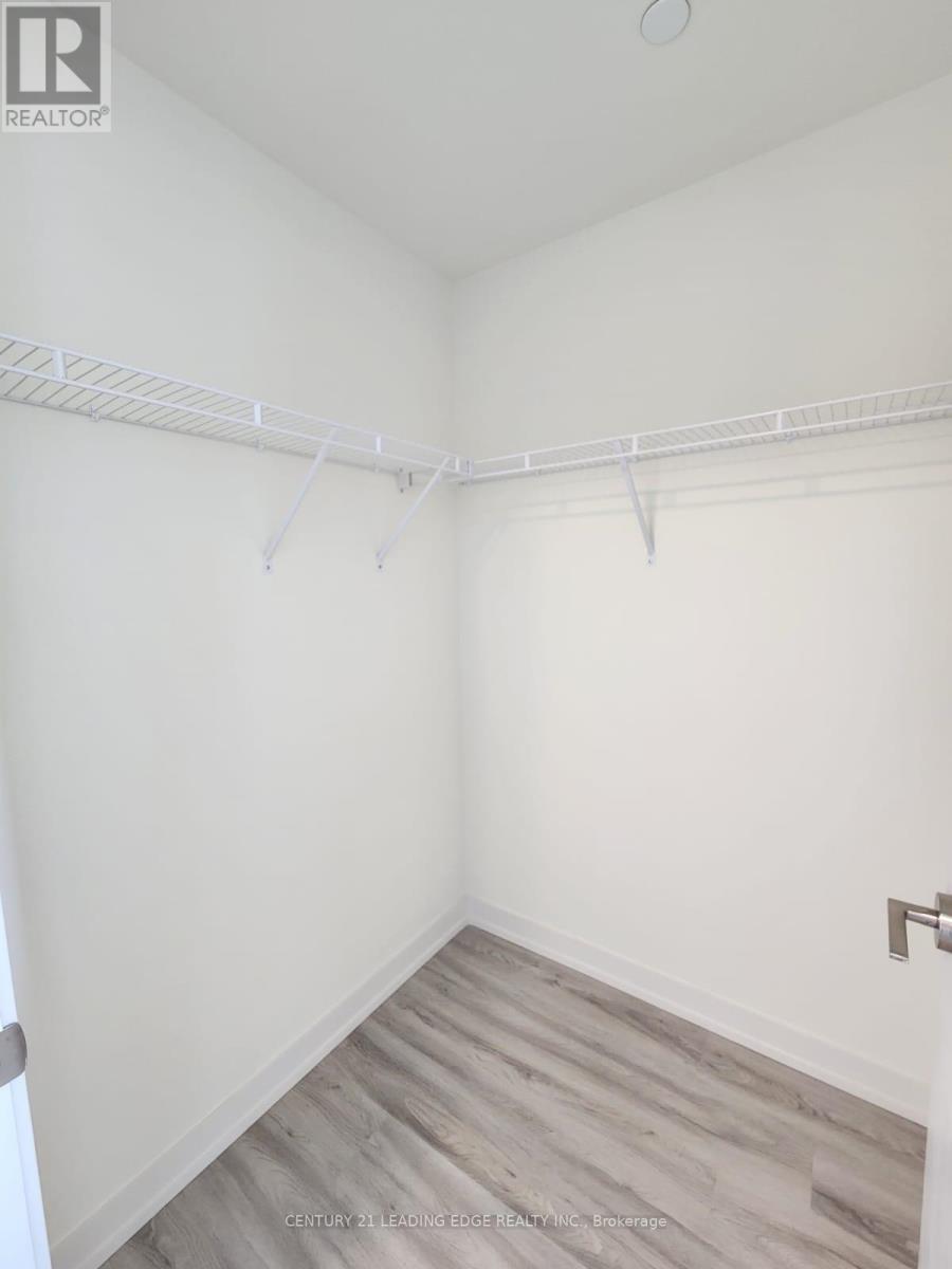 618 - 6 David Eyer Road, Richmond Hill, Ontario  L4S 0N5 - Photo 12 - N12190391