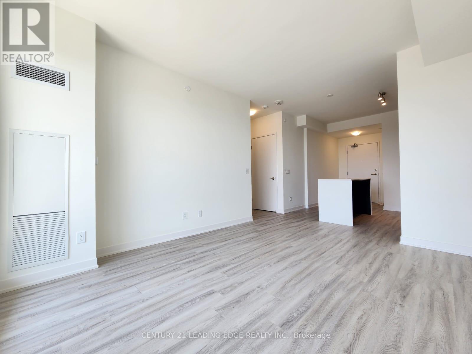 618 - 6 David Eyer Road, Richmond Hill, Ontario  L4S 0N5 - Photo 8 - N12190391