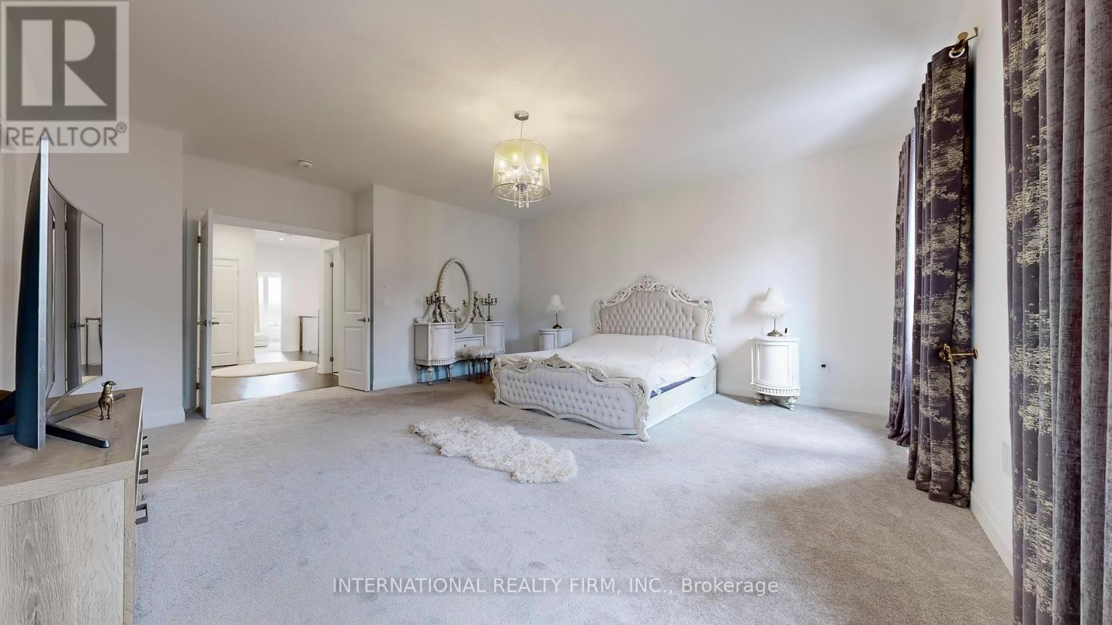 42 Tipp Drive, Richmond Hill, Ontario  L4E 1A2 - Photo 16 - N12194126