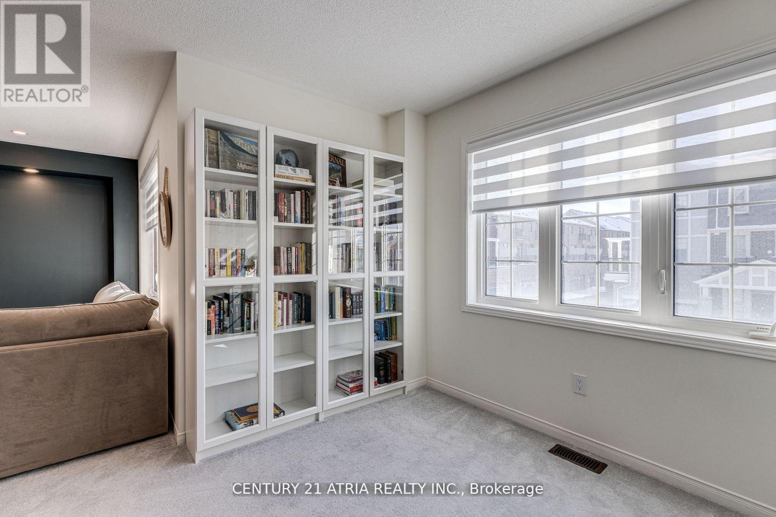 16 Hartney Drive, Richmond Hill, Ontario  L4S 0J8 - Photo 11 - N12201546