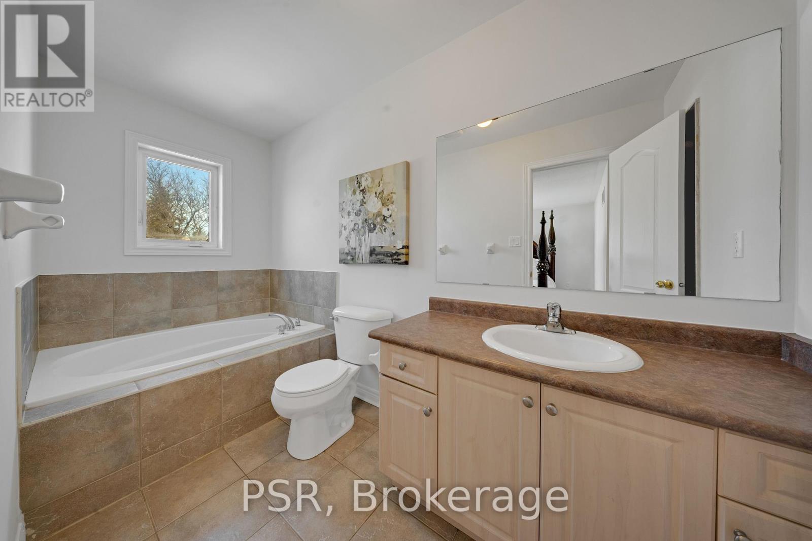 88 Canyon Gate Crescent, Vaughan, Ontario  L6A 0C2 - Photo 8 - N12201912
