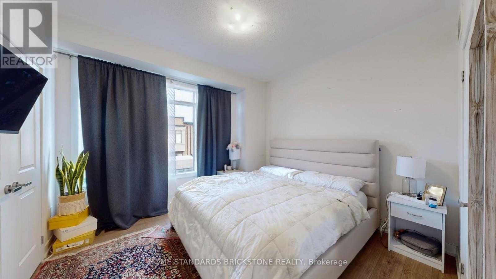 215 Salterton Circle, Vaughan, Ontario  L6A 4Z2 - Photo 17 - N12208204