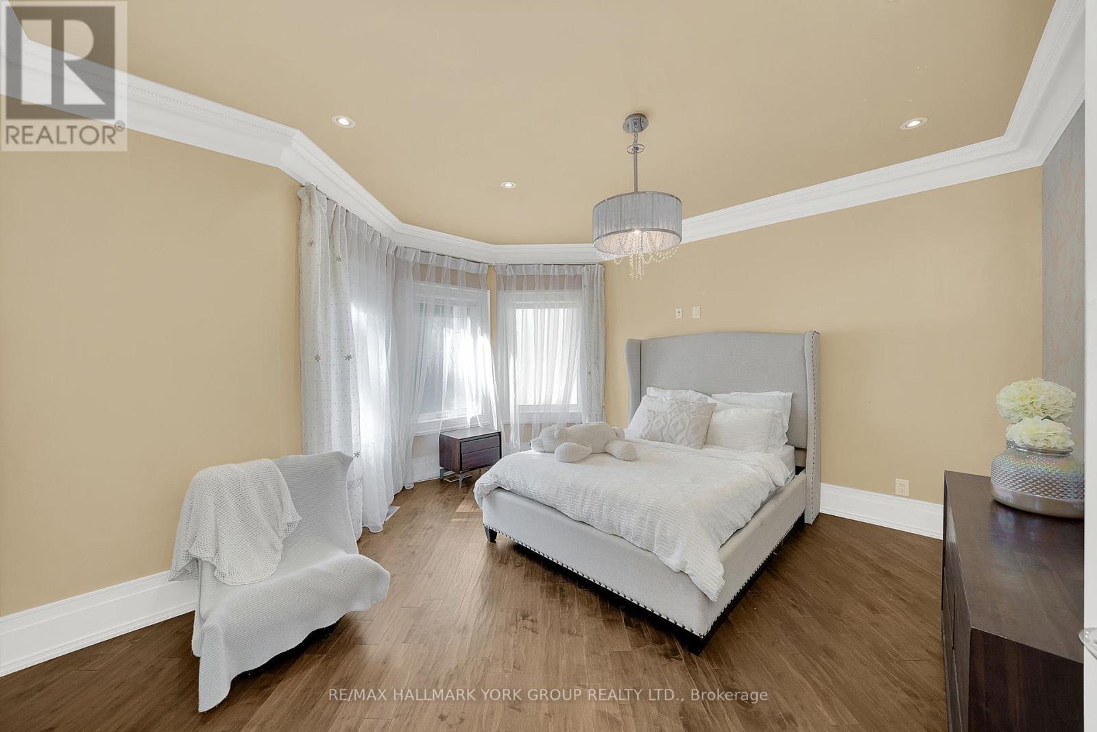 24 Dew Drop Court, Vaughan, Ontario  L6A 1E9 - Photo 20 - N12210649