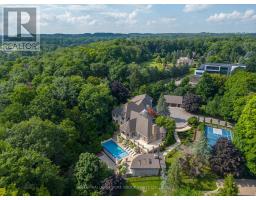 24 DEW DROP COURT, vaughan, Ontario