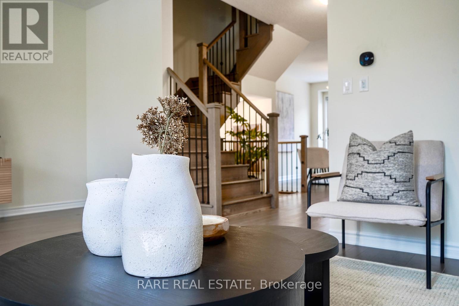 73 Casely Avenue, Richmond Hill, Ontario  L4S 0K2 - Photo 2 - N12213736