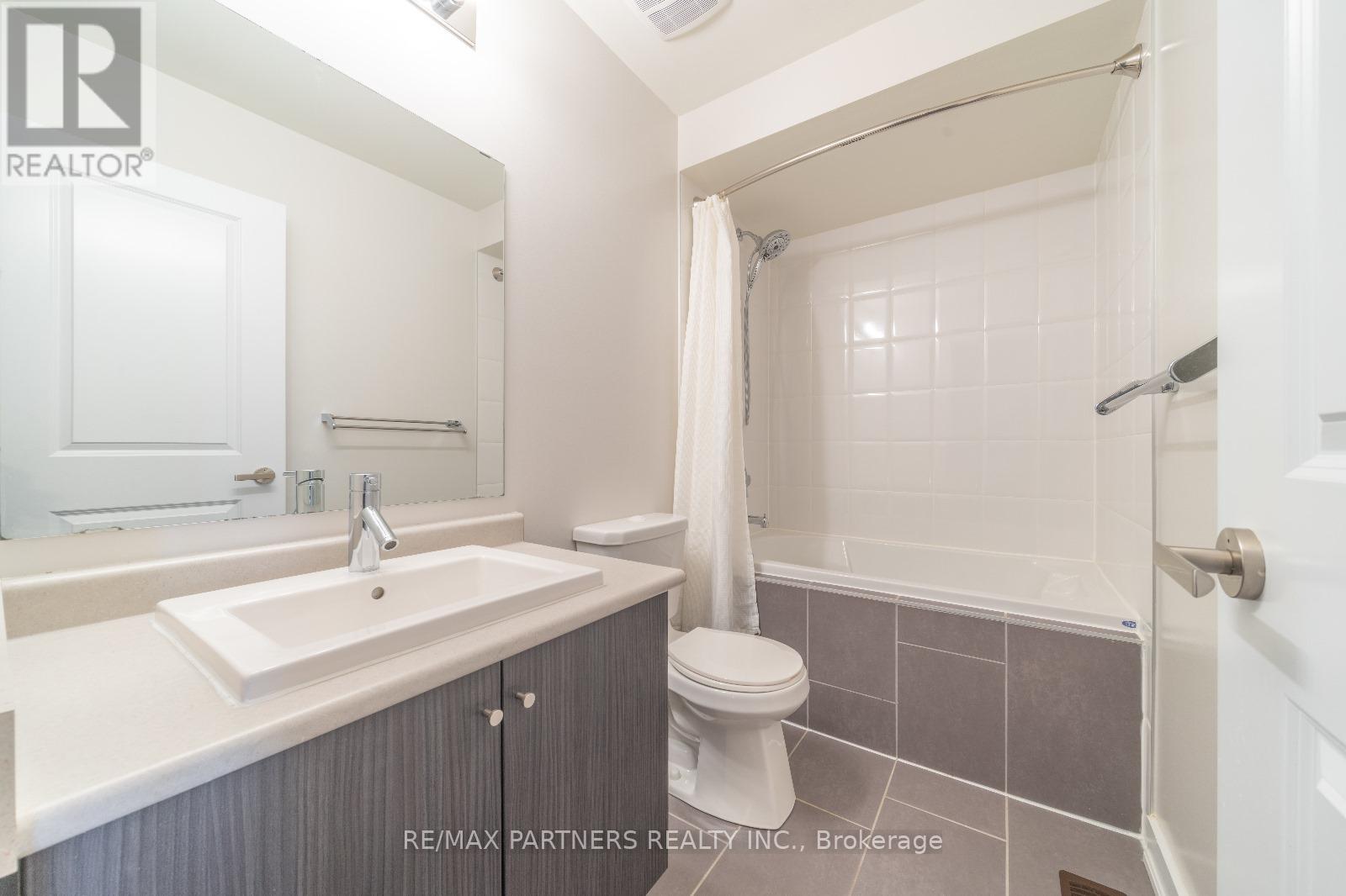 43 Dariole Drive, Richmond Hill, Ontario  L4E 0Z2 - Photo 17 - N12219135