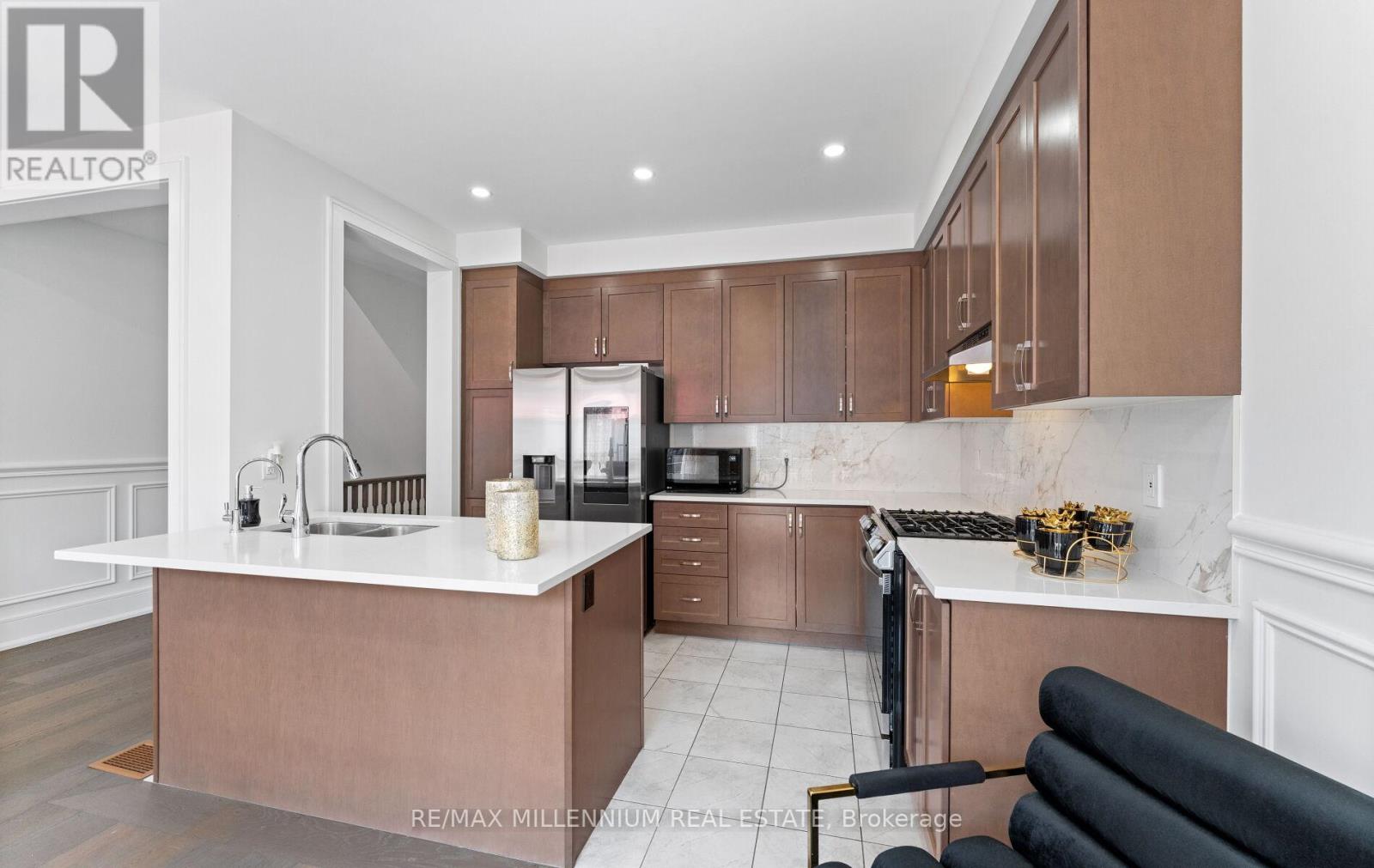 83 Casley Avenue, Richmond Hill, Ontario  L4S 0K7 - Photo 15 - N12221085