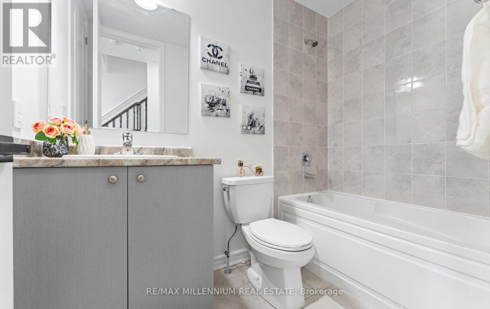 83 Casley Avenue, Richmond Hill, Ontario  L4S 0K7 - Photo 8 - N12221085