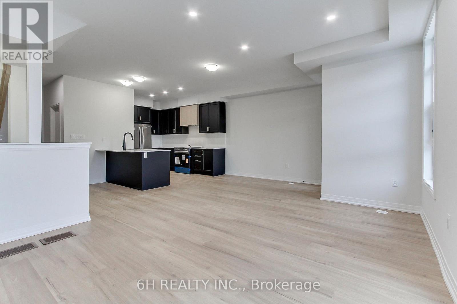 Lot 29 - 46 Harold Wilson Lane, Richmond Hill, Ontario  L4S 1N5 - Photo 18 - N12641144