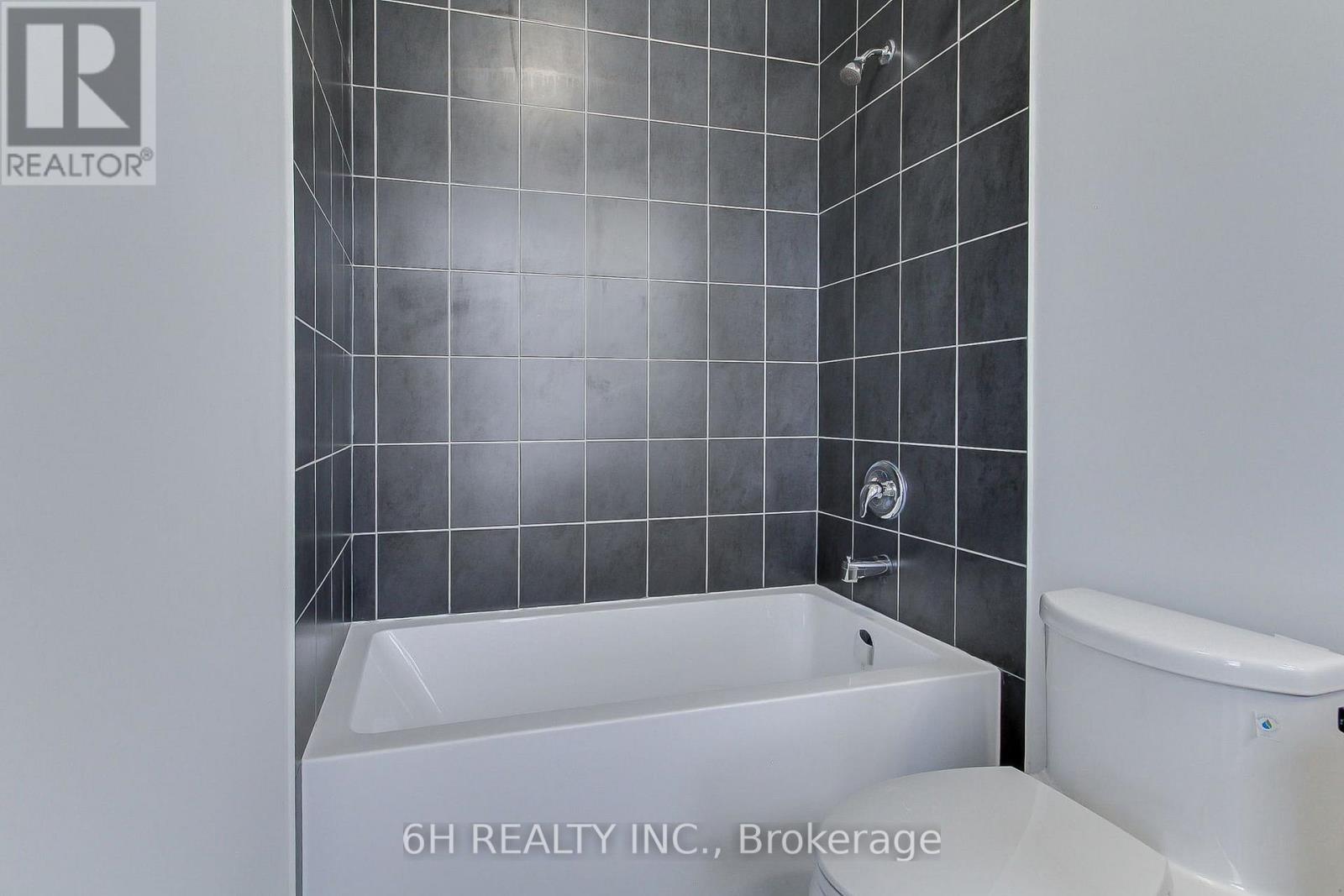 Lot 29 - 46 Harold Wilson Lane, Richmond Hill, Ontario  L4S 1N5 - Photo 29 - N12641144