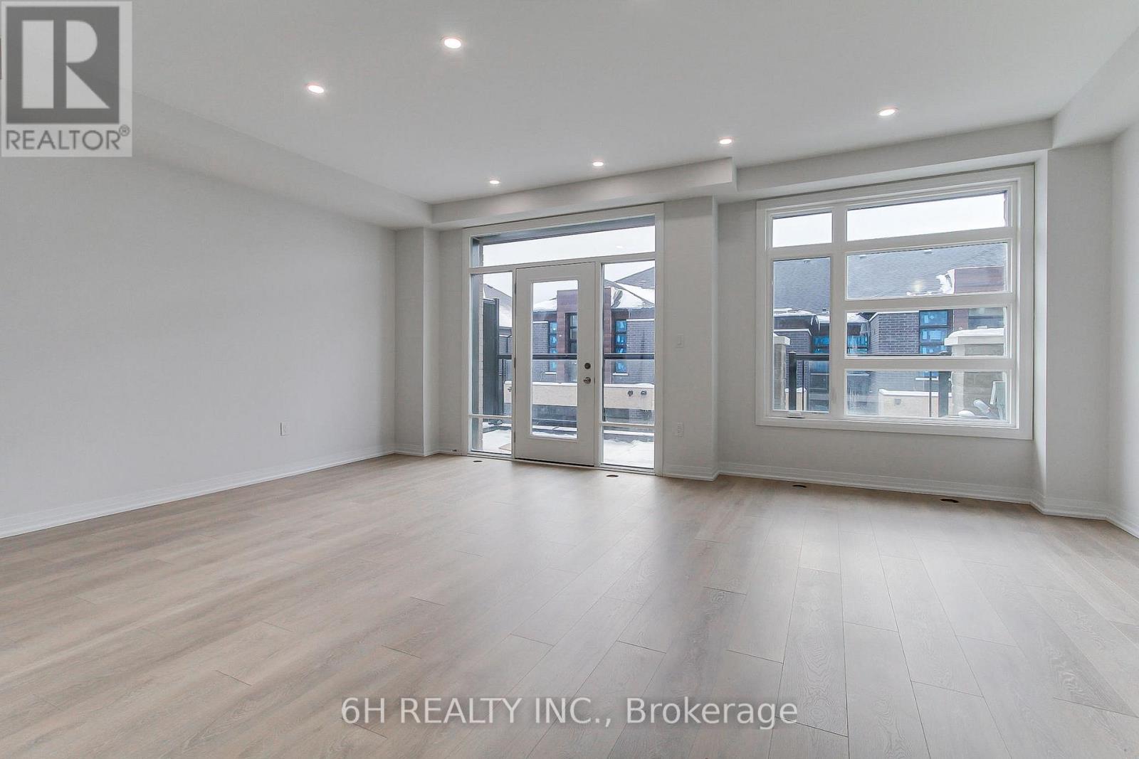 Lot 31 - 42 Harold Wilson Lane, Richmond Hill, Ontario  L4S 1N5 - Photo 12 - N12642320