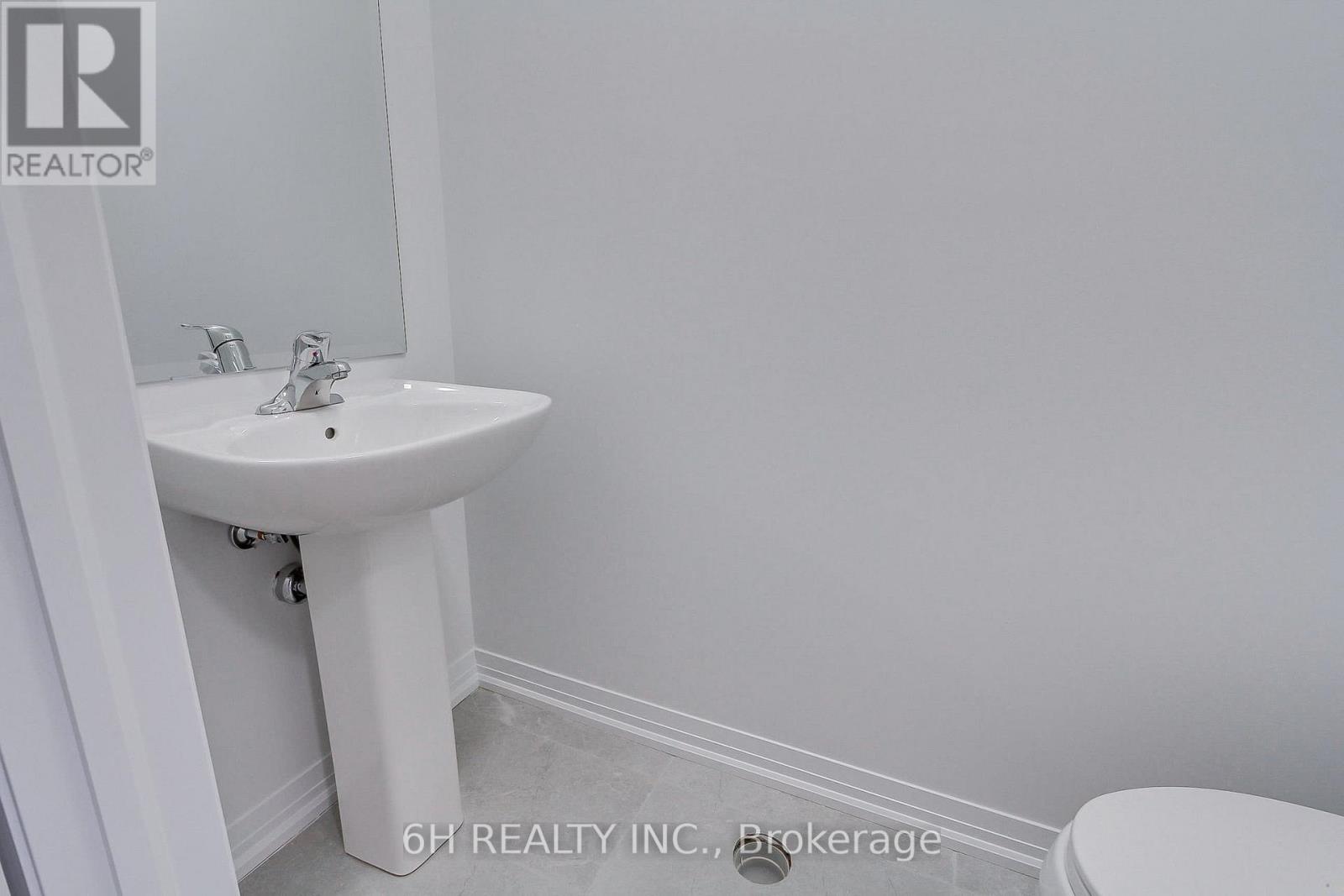 Lot 31 - 42 Harold Wilson Lane, Richmond Hill, Ontario  L4S 1N5 - Photo 16 - N12642320