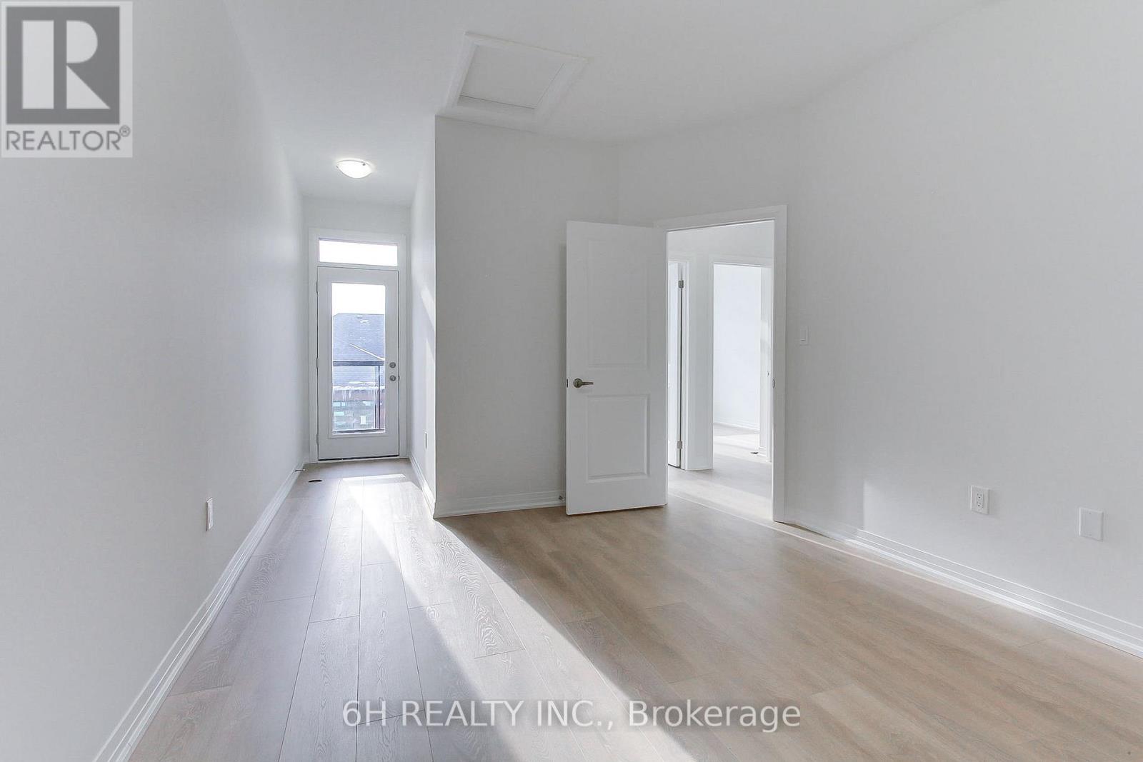 Lot 31 - 42 Harold Wilson Lane, Richmond Hill, Ontario  L4S 1N5 - Photo 19 - N12642320